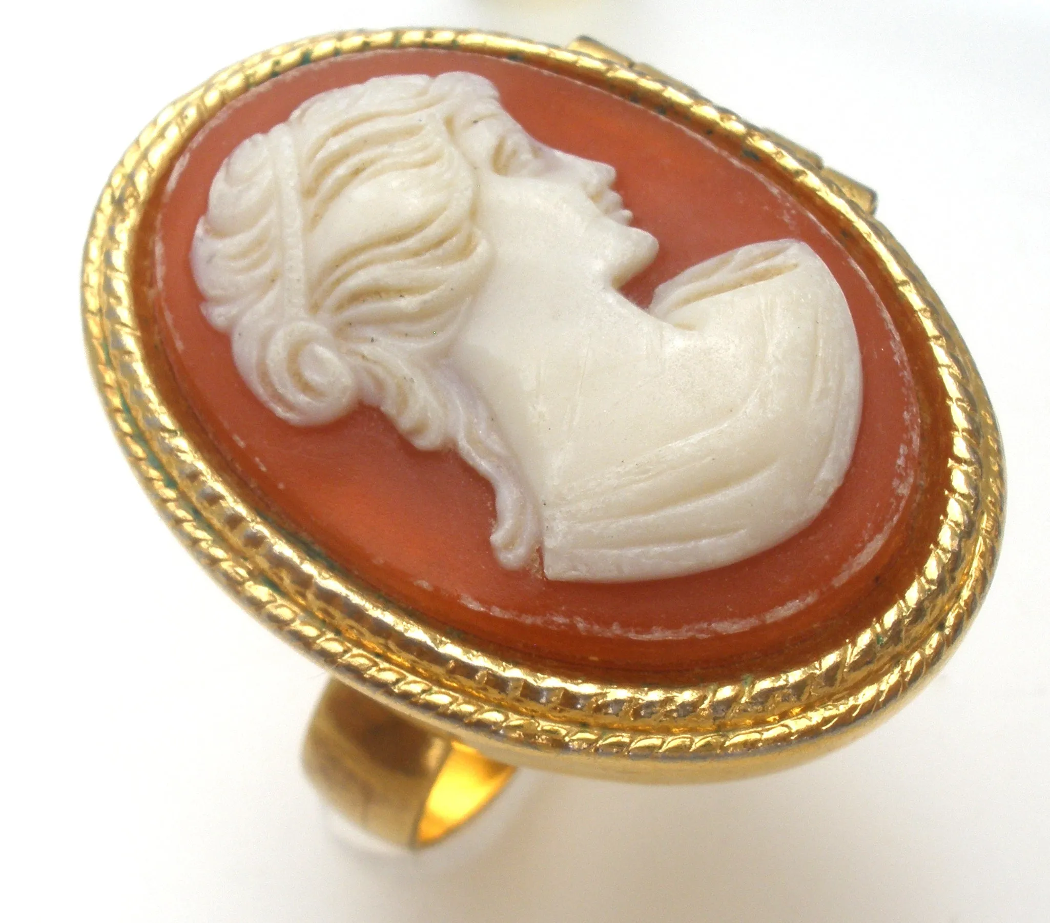 Avon Perfume Cameo Ring Vintage