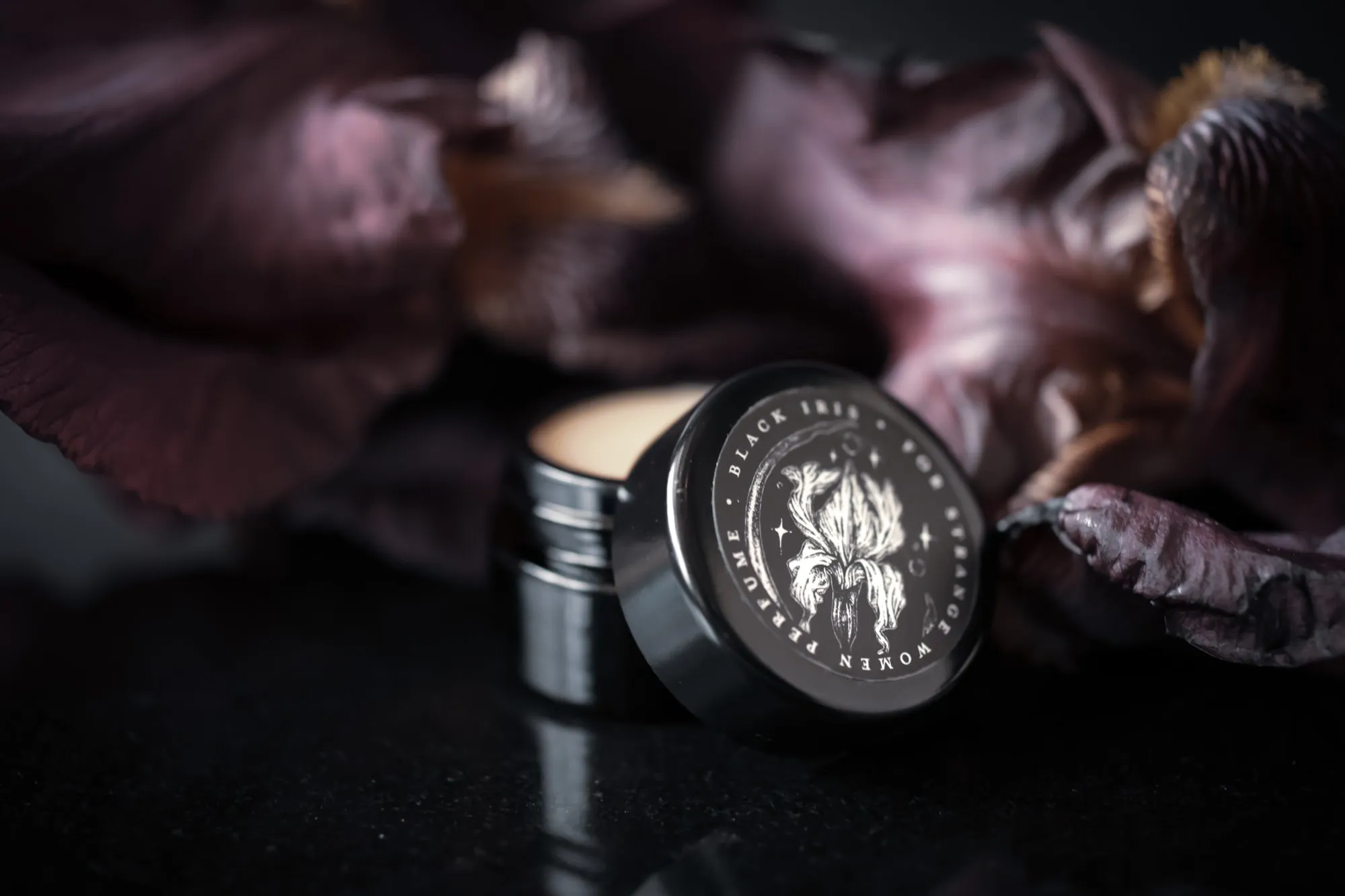 Black Iris - Solid Perfume 9g