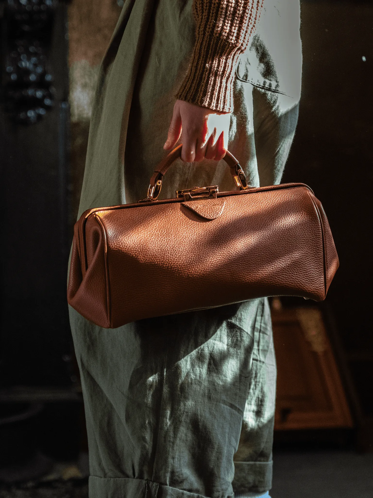 The Doctor's Bag -  Havana Brown Calf Grain